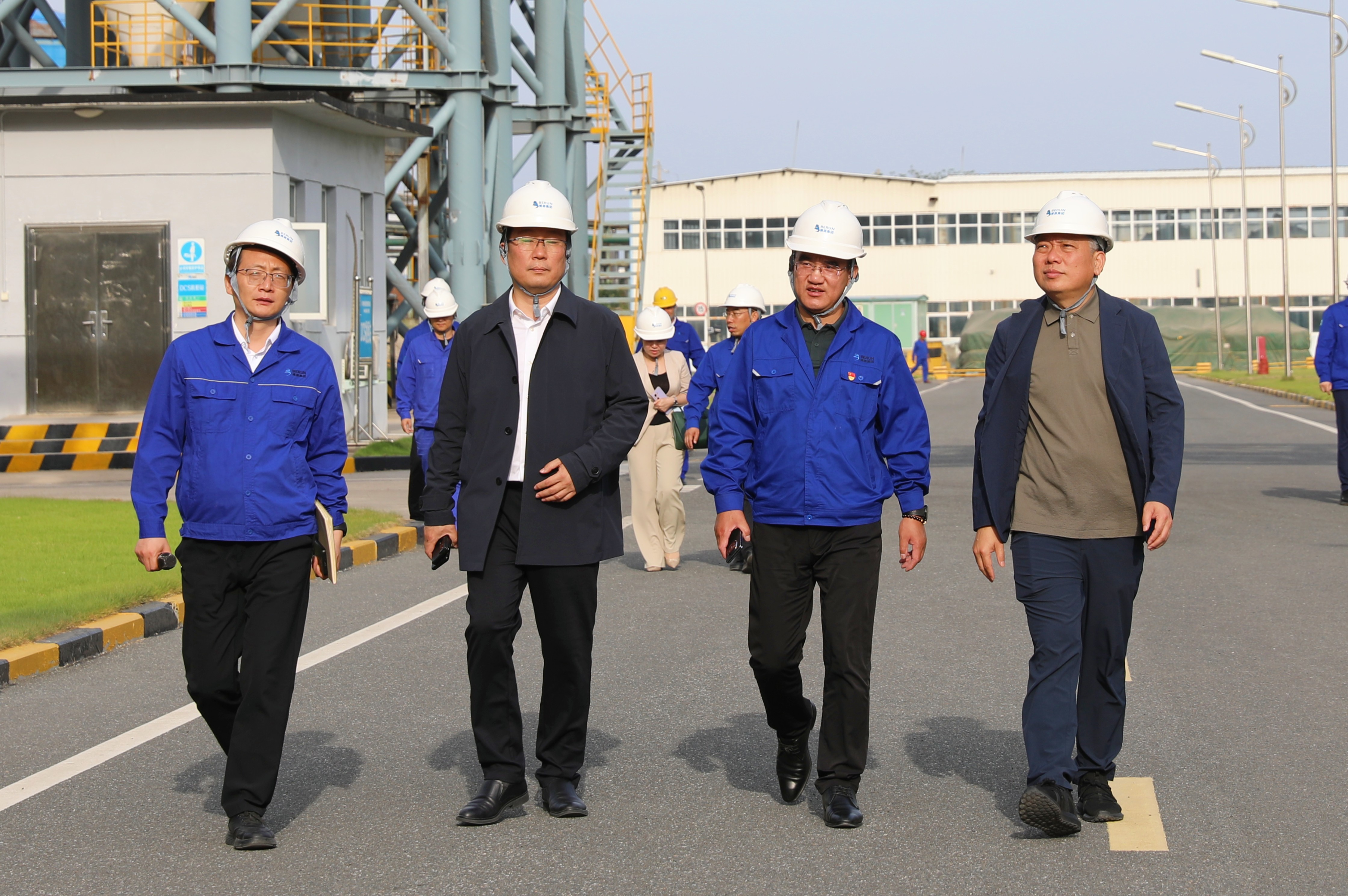 渤化集团永利化工公司总经理王凯到中源化学公司调研